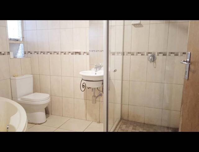 2 BEDROOM PROPERTY TO RENT IN HAMBERG